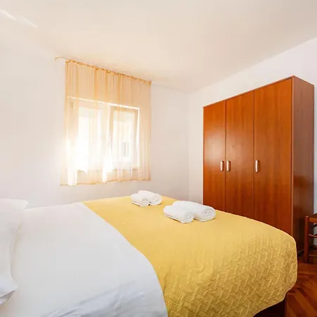 Apartment Nadica Nin