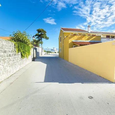 Nadica - Free Parking Apartment