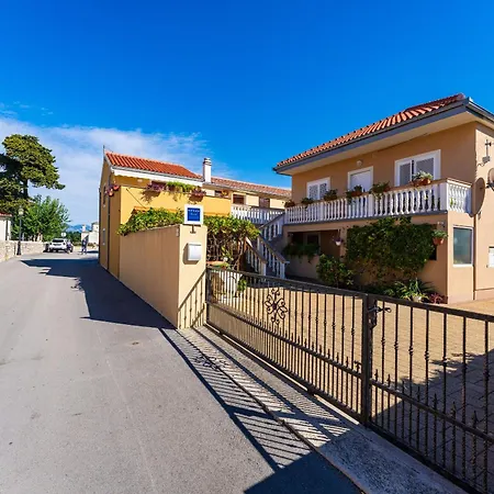 Nadica Διαμέρισμα *