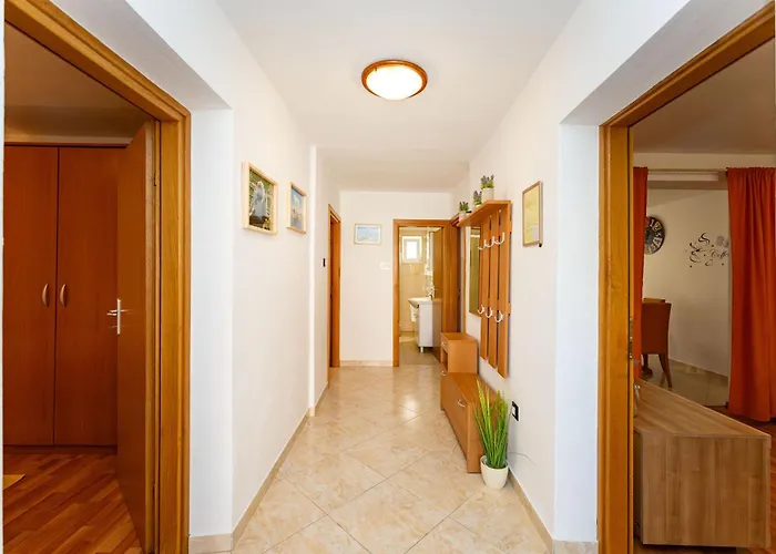 Nadica Апартаменты Нин