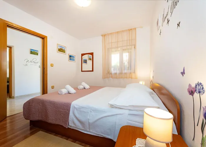 Апартаменты Nadica Нин