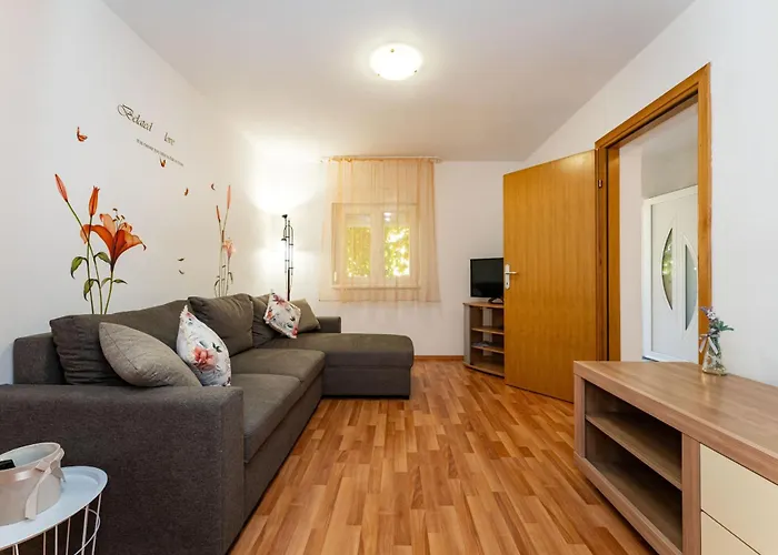 Апартаменты Nadica Нин